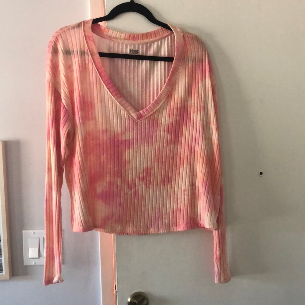 PINK Medium top in pink - soft and like new!